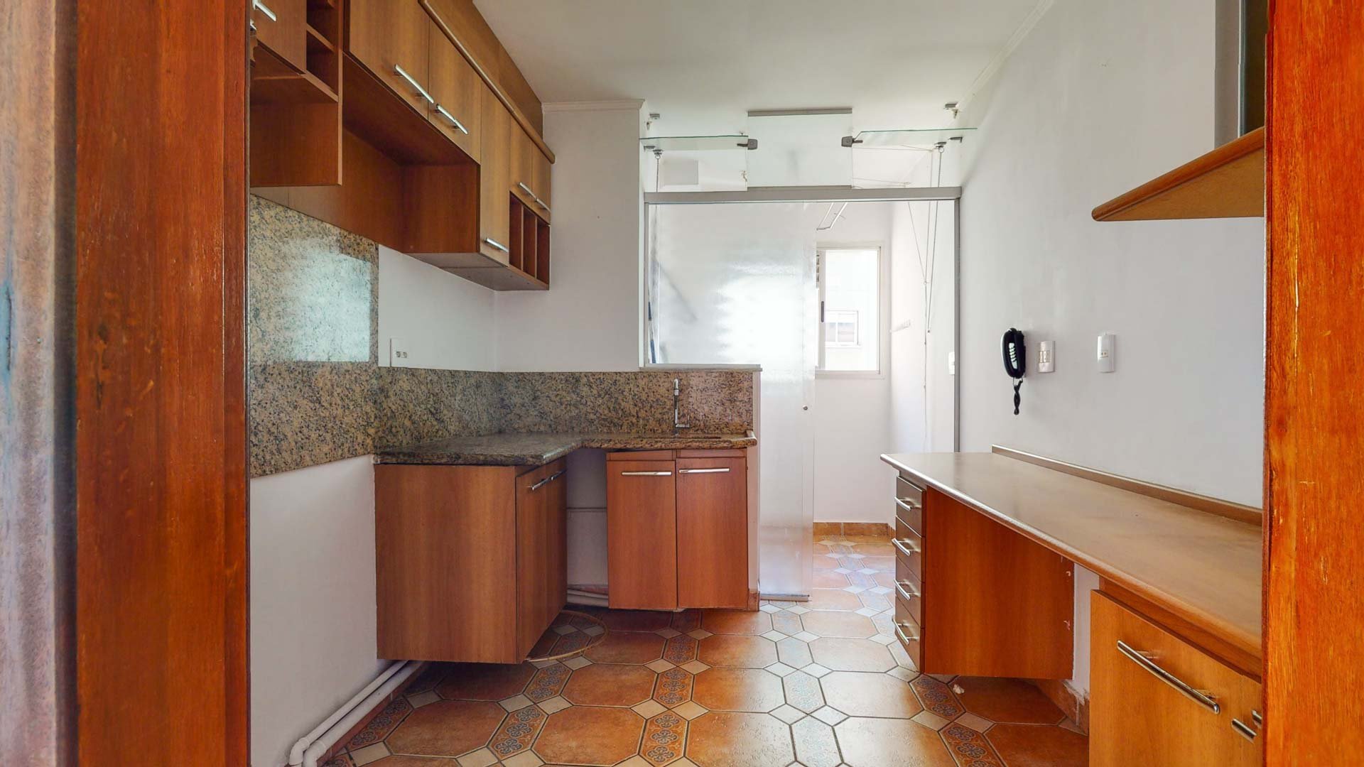 Apartamento para Venda por R$280.000,00 com 63m², 3 dormitórios e 1 vaga - Raposo tavares, São paulo / SP